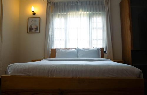 Lalitpur Bed & Breakfast | Logos House Nepal