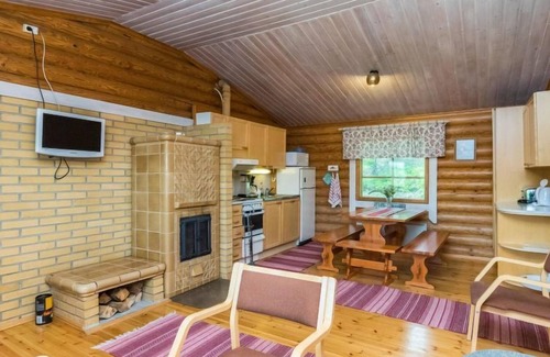 Heinavesi House | Unforgettable Stay at Lohi - Rated 10/10 with Lake Views