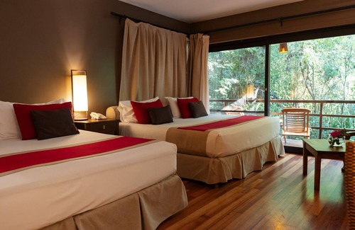 Puerto Iguazu Resort | Discover Loi Suites Iguazú Hotel: Top-Rated 5-Star Retreat