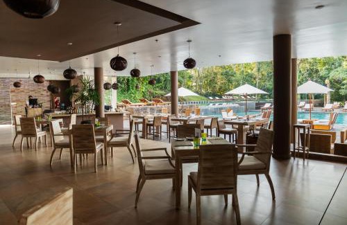 Puerto Iguazu Hotel | Discover Loi Suites Iguazu Hotel with Spa and Ocean Views