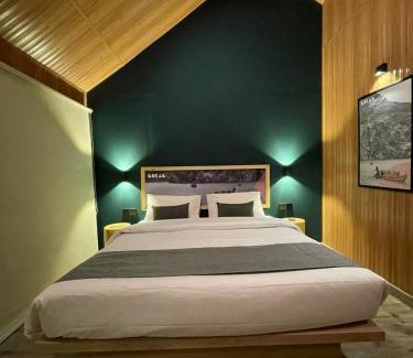 Karimabad Hotel | Guest Rated 10/10: LOKAL Rooms x Hunza with Breakfast