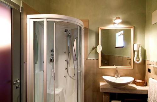 Savogna d'Isonzo Hotel | Top-Rated Lokanda Devetak with Family-Friendly Amenities