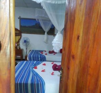 Sigiriya Apartment | Perfectly Rated Loku Hostal: Family-Friendly Retreat