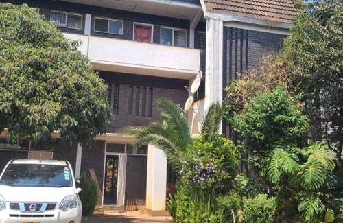 Harare Apartment | Cozy Lolo's One-Bed Apartment for Your Getaway