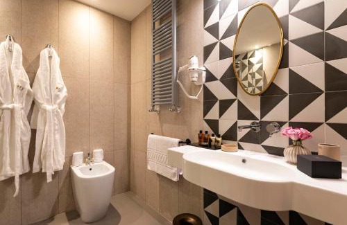 Trastevere Hotel | Pet-Friendly Loly Boutique Hotel Roma - 4-Star Comfort