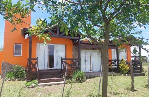 Villa Yacanto Apartment | Oceanfront Loma Alta Apart with Family-Friendly Amenities