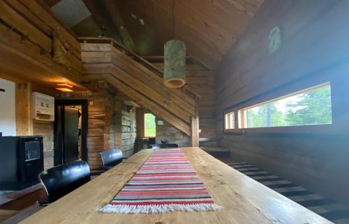 Kittila Cabin | Idyllic Loma-asunto with Hot Tub & Breakfast in Nature