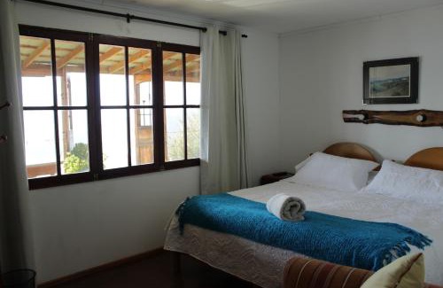 Curacavi House | Elevated Retreat at Loma de las Maravillas: 9/10 Rating