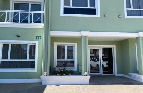 Puerto Madryn Apartment | Pet-Friendly Retreat at Loma Maria with Top Guest Ratings