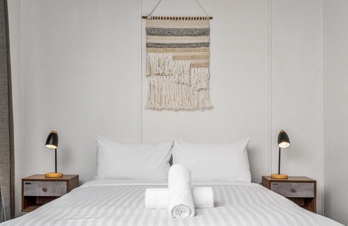 Coles Bay House | Discover Family-Friendly Comfort at Loma Talo - 4 Stars