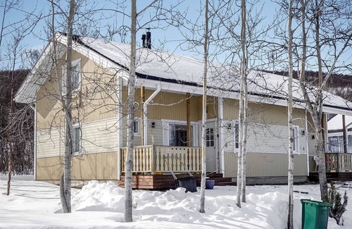 Utsjoki House | Lake View Retreat: Lomahuoneisto b by Interhome