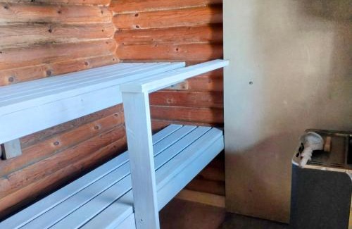 Sonkajarvi Apartment | Welcoming Lomamökki by Haapajärvi Lake for Family Getaways