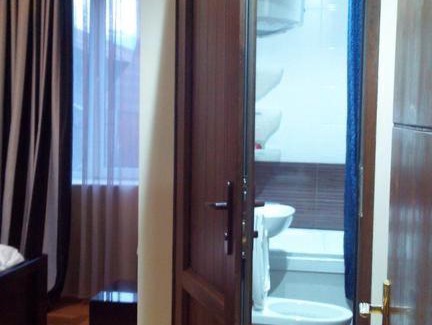 Bagvdanari House | Pet-Friendly Lomari's Guest House with Breakfast & Accessibility