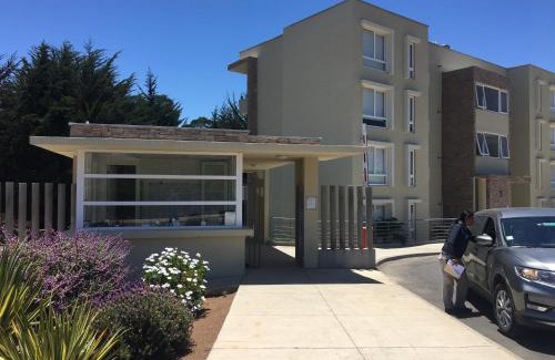 Papudo Apartment | Beachfront Bliss at Lomas de Papudo: Top-Rated Retreat