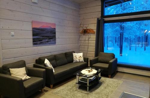Utsjoki Ski Chalet | Experience Lomatärppi: 5-Star Ocean-View Retreat