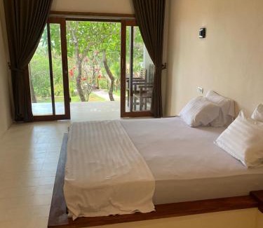 Senggigi Hotel | Discover Lombok Coconut Hotel with Pool & Family-Friendly Fun