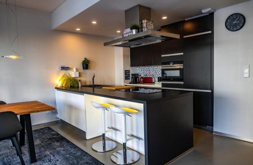 De Kaaien Apartment | Family-Friendly London 993 Apt 202 - Guest Rated 9.6/10
