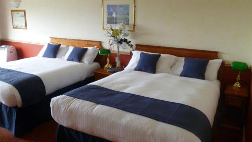 St Michaels House | Discover London Beach Country Hotel & Golf Club Experience