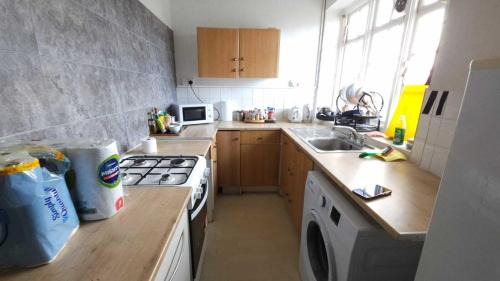 Edgware Apartment | Convenient London Edgware Station Apartment for Your Stay