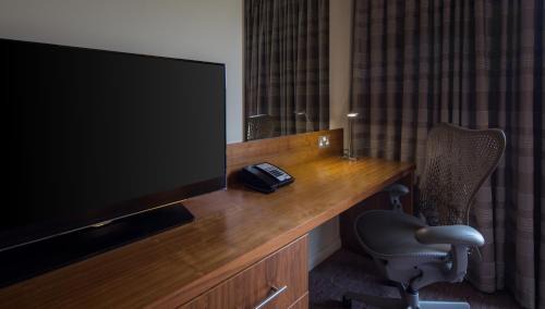 Tea Green Hotel | Convenient Stay at Hilton Garden Inn Luton North