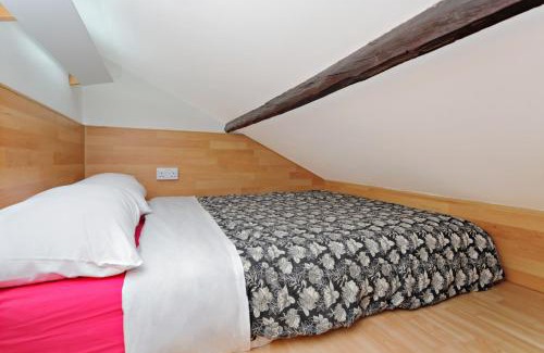 Holland Park Apartment | Comfortable Stay at London Visitors Hotel with Breakfast