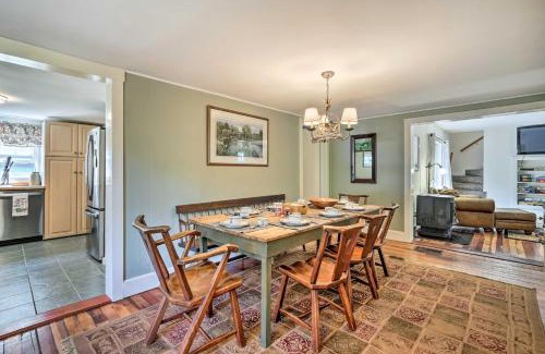 Londonderry House | Londonderry Retreat about 3 Mi to Lowell Lake!