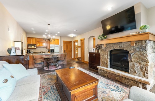 River Run Apartment | Discover Lone Eagle #3017: Pools, Spa & Family-Friendly Fun