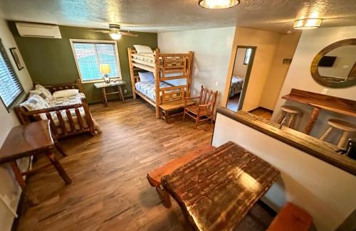 Cougar Resort | Experience Lone Fir Resort: Family-Friendly Getaway Awaits!