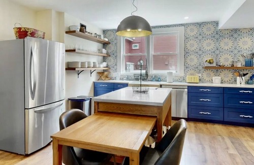 Bath House | Explore Lone Pine Cottage Maine: Pet-Friendly & Oceanfront