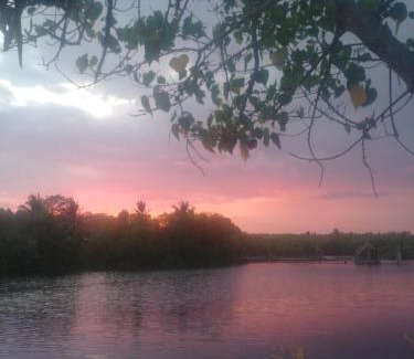 Tangalle Bed & Breakfast | Unwind at Lonely Beach Resort Tangalle with Ocean Views