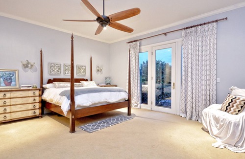 Sutherland Springs Other | Discover Lonesome Wind Ranch: Top-Rated South Texas Retreat