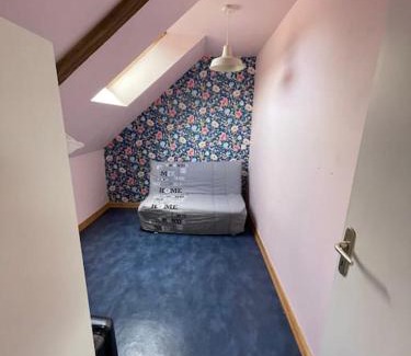 Limerzel House | Cozy Family Retreat with Fireplace and 3 Bedrooms