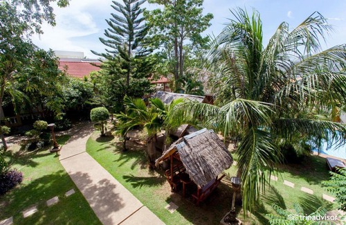 Sam Roi Yot Resort | Discover Long Beach Inn: Oceanfront Comfort & Pet-Friendly Stay