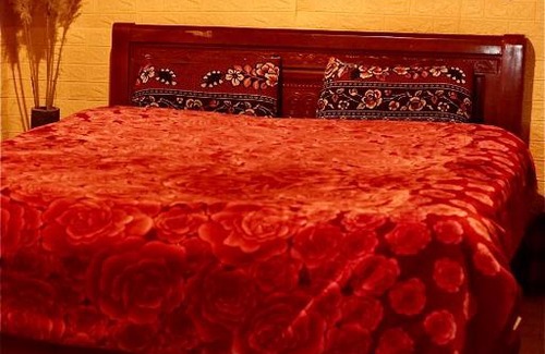 Dong Van House | Explore Long Cổ Trấn: Homestay & Tea Ceremony Awaits!