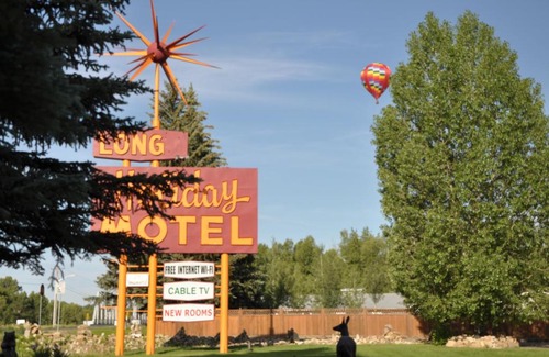 Gunnison Hotel | Budget-Friendly Long Holiday Motel: Family-Friendly Retreat