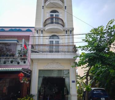 Duc Hoa Apartment | Long Homestay Xuyên Á