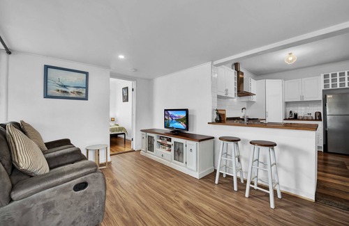 Seaford House | Long Island Beach House: Walk to the Ocean with Free Wi-Fi