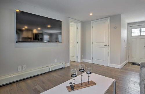 Bellmore House | Prime Long Island Home Steps from Beaches and Golf