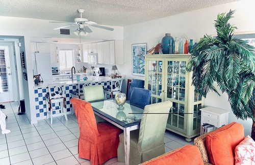 Layton Condo | Beachfront Paradise in Long Key, Florida with Pool & Ocean View