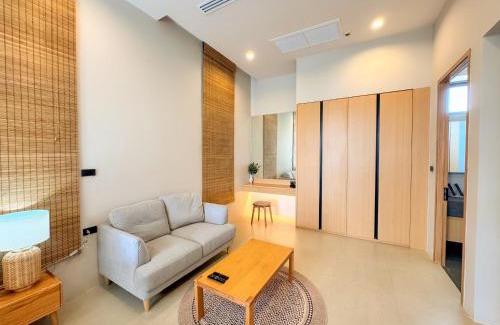 Chalong Villa | Long one - Sea View 3 Bedroom Pool Villa