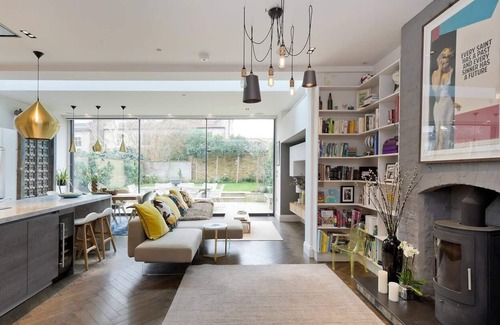 Chiswick House | Long Stay Discounts - Fabulous 4bed, Turnham Green