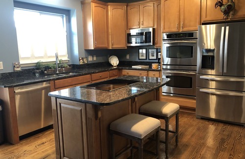 Westfield House | Family-Friendly 4-Bedroom Oasis in Carmel - Guest Rated 10/10