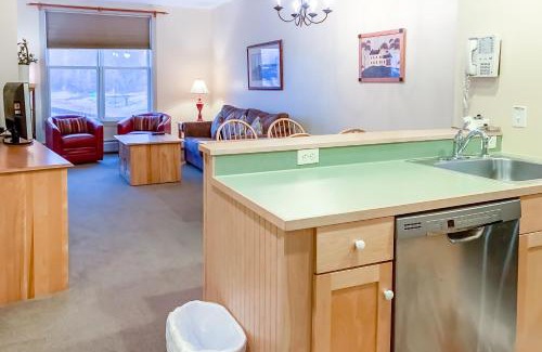 Stratton Mountain House | Relaxing Long Trail House Condos with Pool & Hot Tub