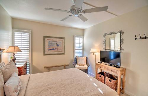 Longboat Key Apartment | Inviting Longboat Key Condo with Lanai Near Beach and Shops