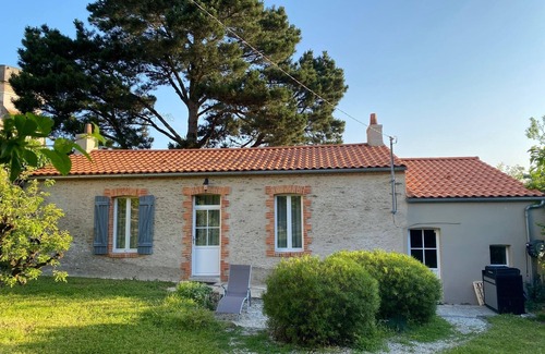 Pornic House | Beautiful Longère Near Port with Pool and Ocean View