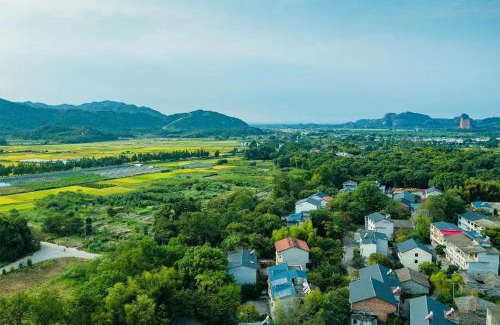 Yingtan Hotel | Cozy Longhushan Hanxiangju Homestay with Family-Friendly Amenities