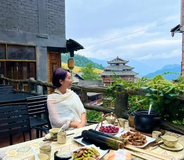 Longsheng Various Nationalities Autonomous County House | Longji Friendship Tree Hotel