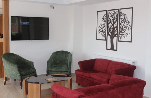 Igneada Hotel | Budget-Friendly Longoz Hotel with Ocean View & Breakfast