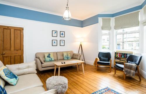 Alnmouth House | Pet-Friendly Retreat at Longshore - Ideal for Families