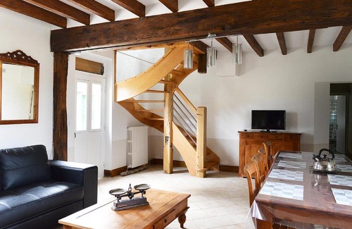 Mur-de-Sologne House | Exceptional Longuenoue 123 Sologne: Family & Pet Friendly